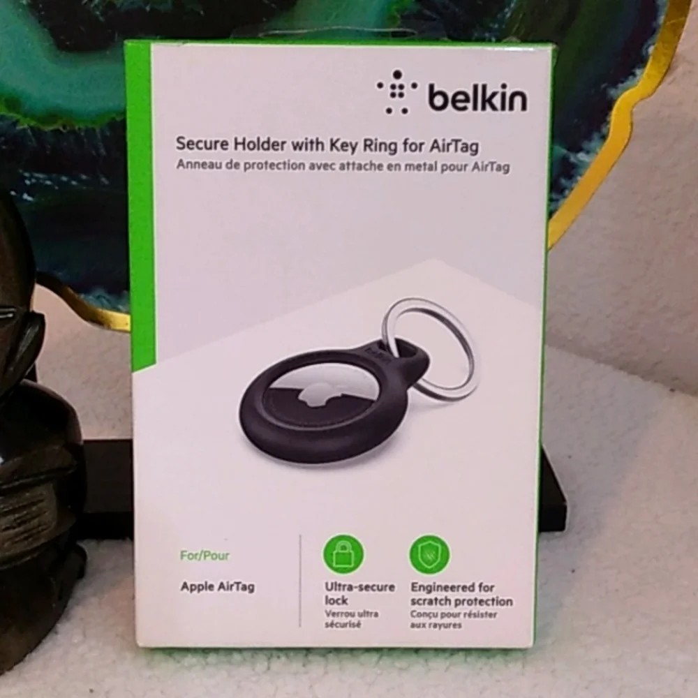 SALE! Belkin Secure Holder with Key Ring For AirTag - Picture 1 of 2